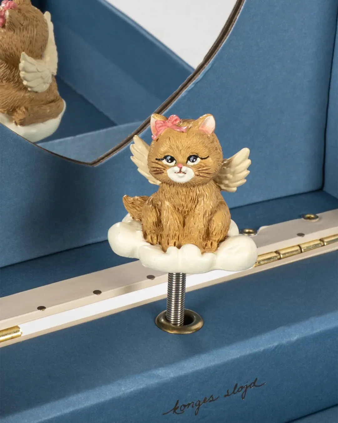 Konges Sløjd - muzyczna szkatułka na biżuterię Jewelry Box