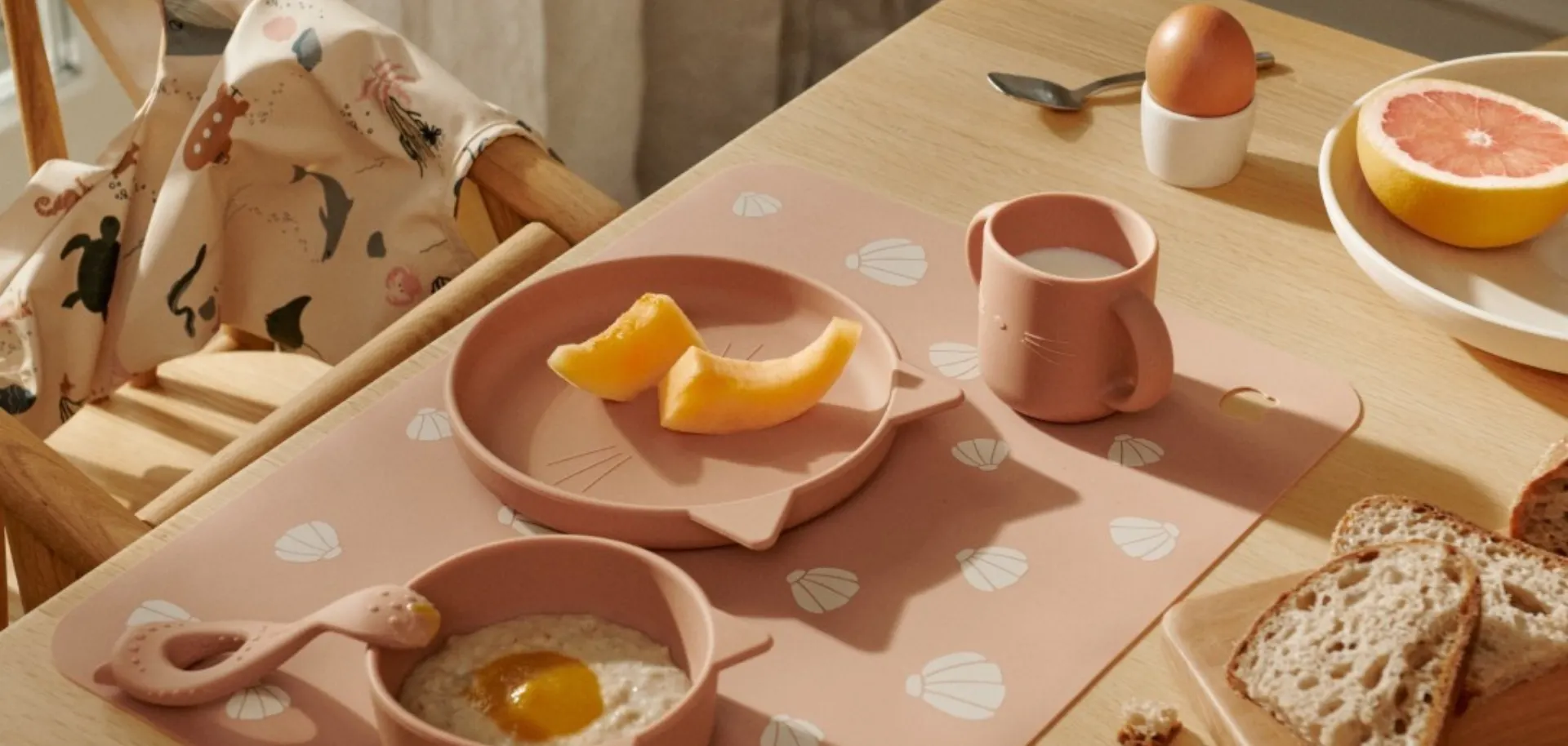 Metoda BLW, czyli Bobas Lubi Wybór - co to jest, najważniejsze zasady, wady i zalety