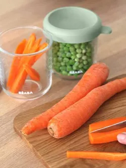 Beaba - zestaw pojemników słoiczków szklanych z zamknięciem 2 x 250 ml Sage Green-Gazelle Beaba - zestaw pojemników słoiczków szklanych z zamknięciem 2 x 250 ml Sage Green-Gazelle