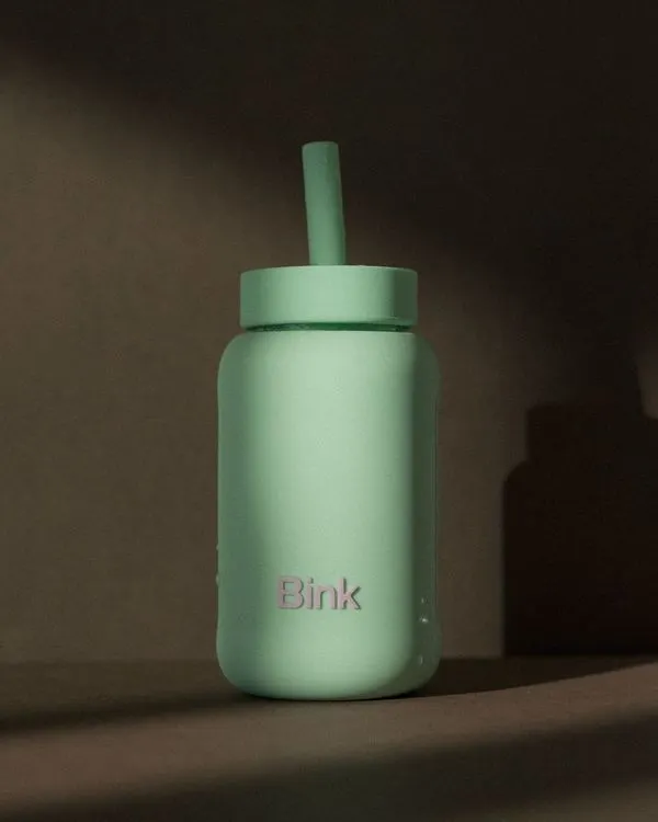 Bink - silikonowa nasadka z rurką do butelek Bink Kids 300 ml Sea glass Bink - silikonowa nasadka z rurką do butelek Bink Kids 300 ml Sea glass