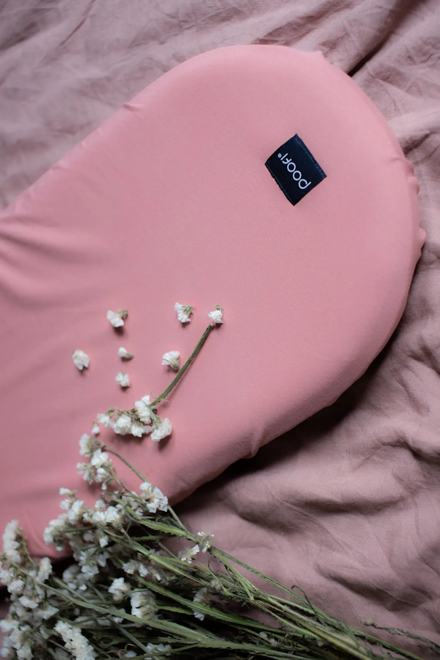 Poofi - prześcieradło do wózka Organic Herbaciana róża Poofi - prześcieradło do wózka Organic Herbaciana róża