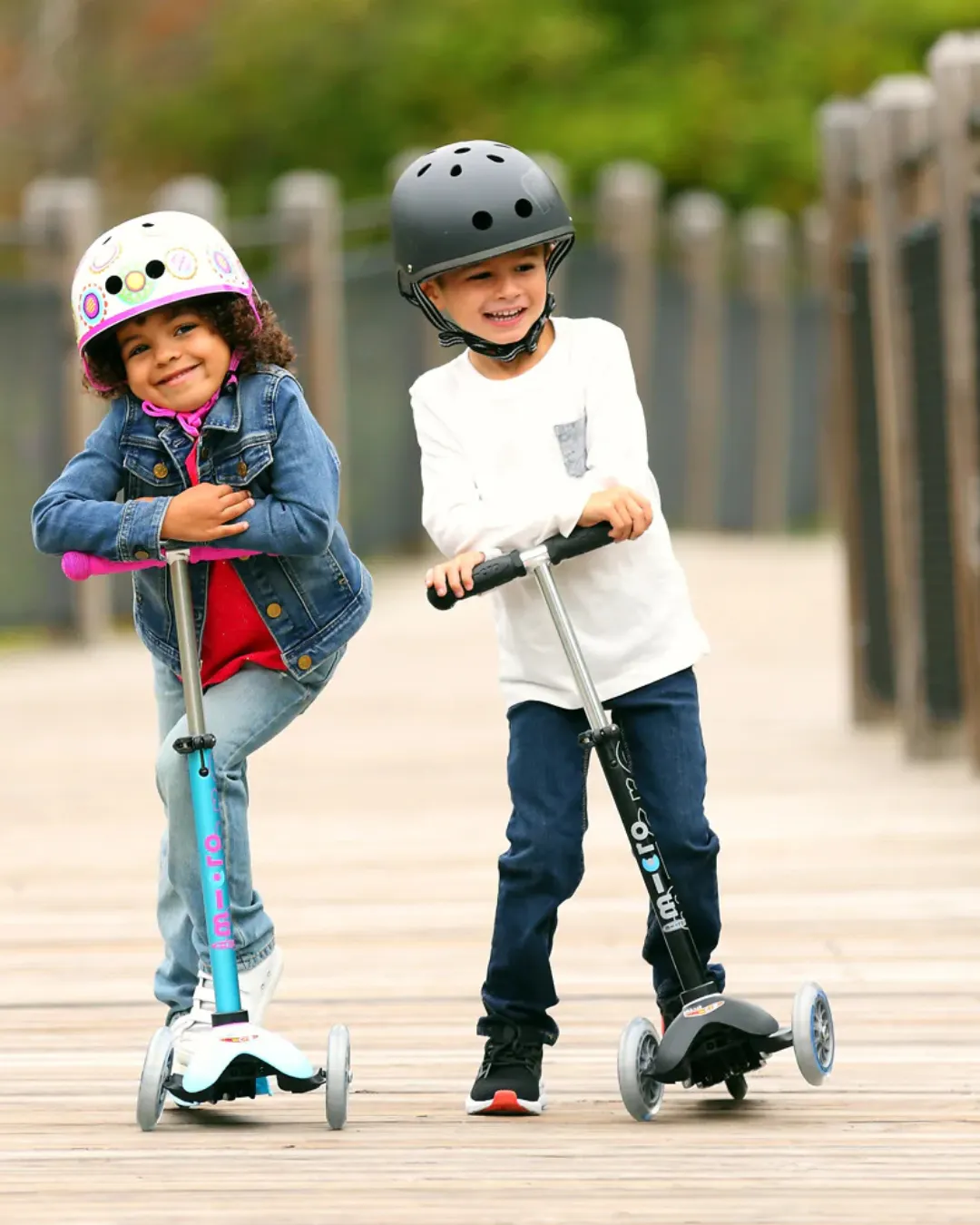 Micro - hulajnoga Mini Deluxe Turquoise Micro - hulajnoga Mini Deluxe Turquoise