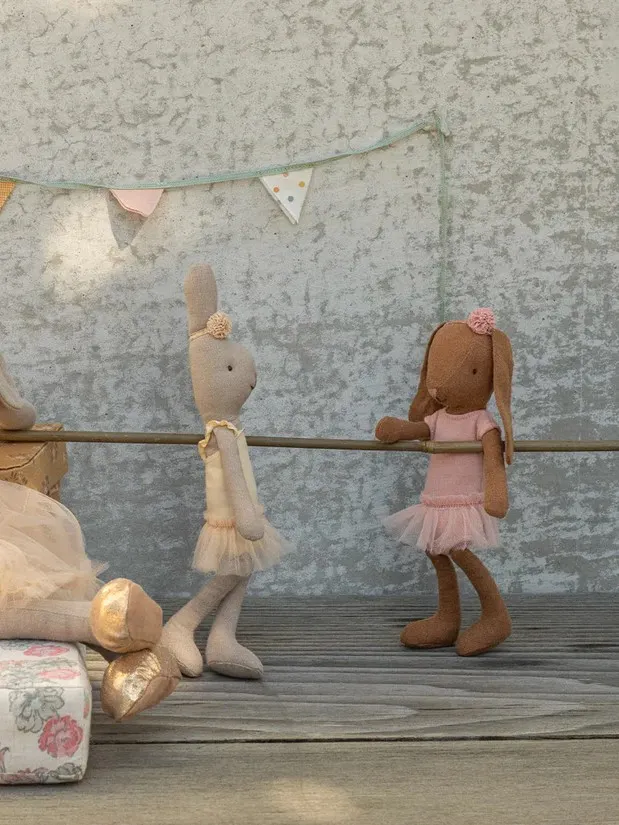 Maileg - króliczek w różowym stroju baletowym i spódnicy rozmiar 1 Maileg - króliczek w różowym stroju baletowym i spódnicy rozmiar 1