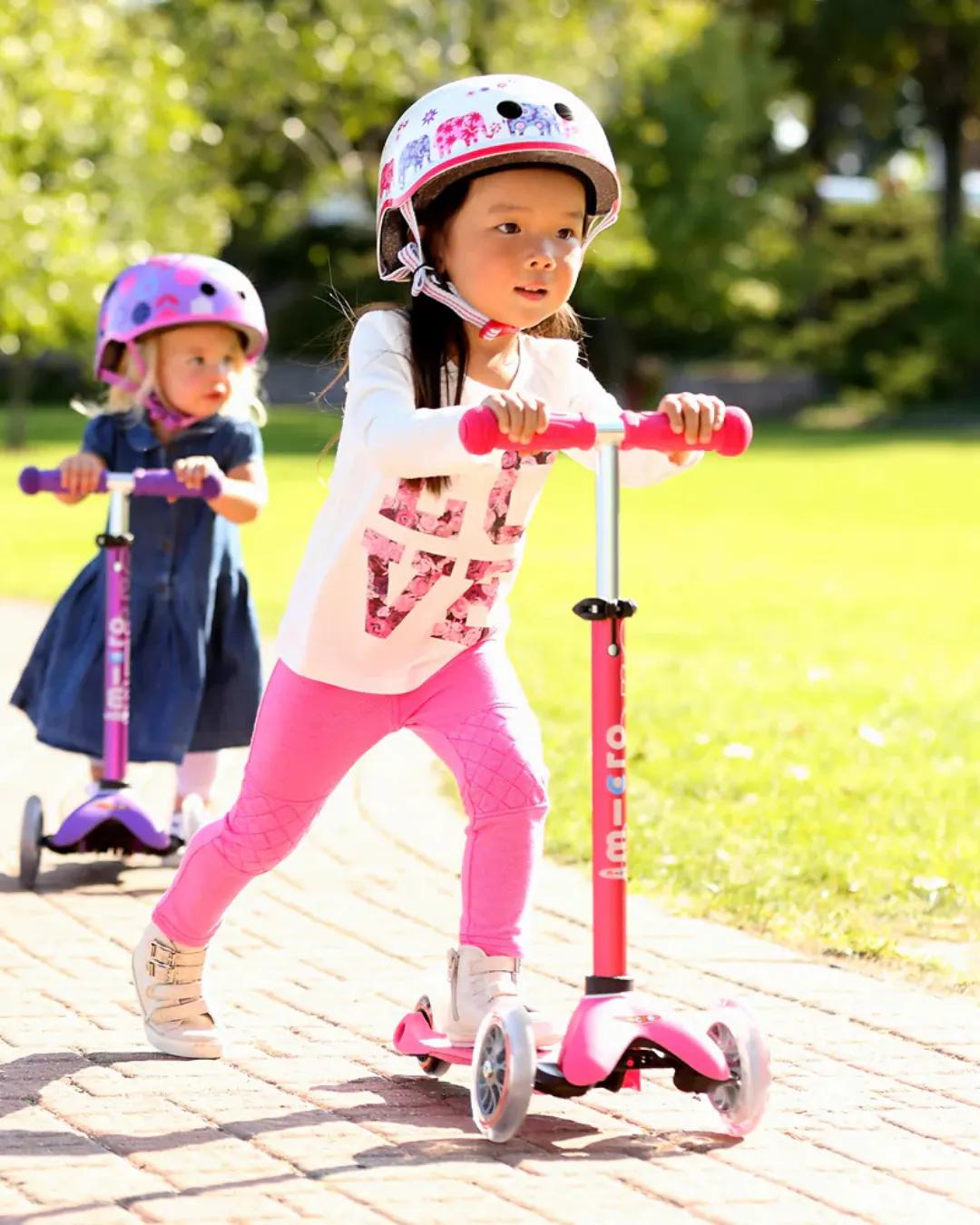 Micro - hulajnoga Mini Deluxe Pink Micro - hulajnoga Mini Deluxe Pink