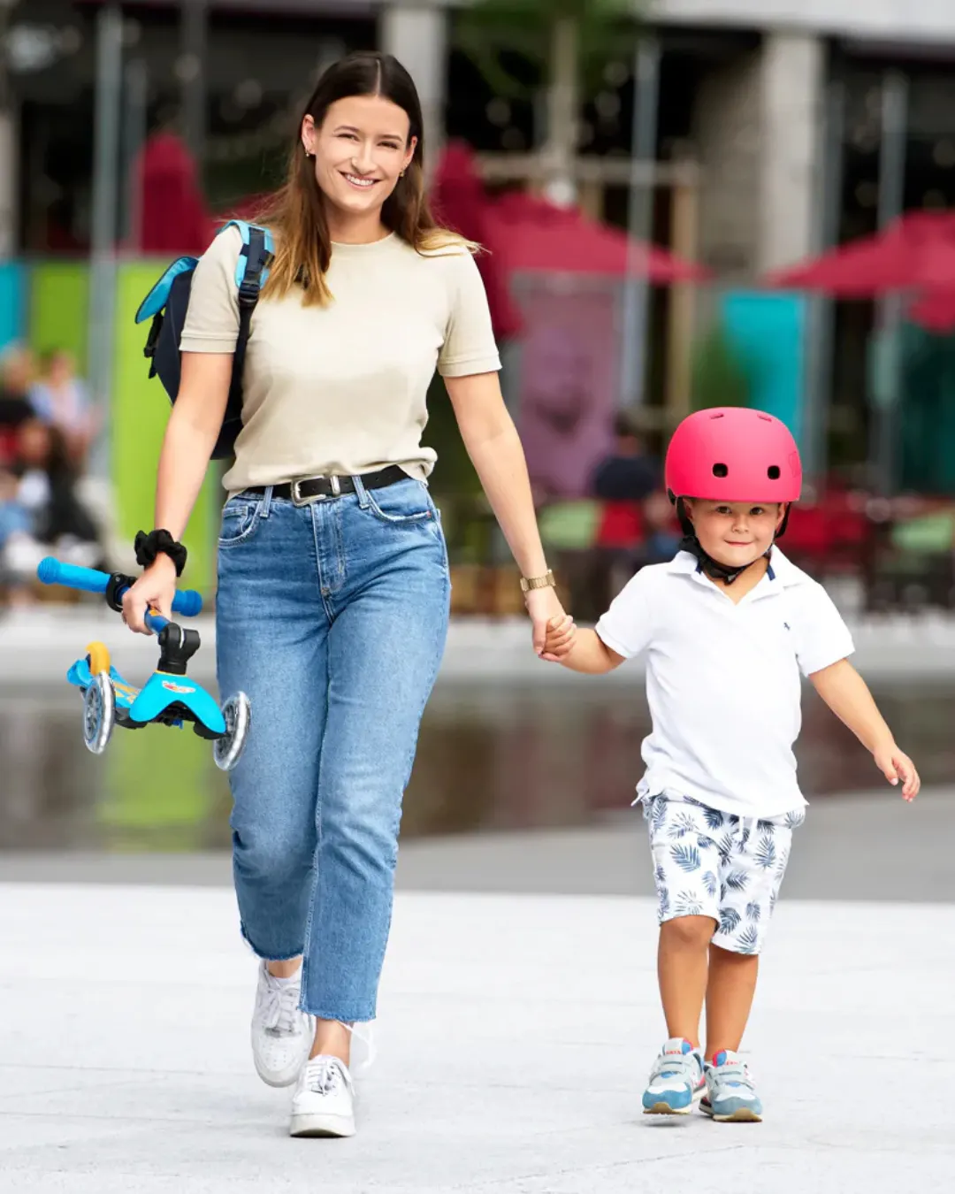 Micro - hulajnoga składana ze świecącymi kołami Mini Micro Deluxe LED Aqua Micro - hulajnoga składana ze świecącymi kołami Mini Micro Deluxe LED Aqua