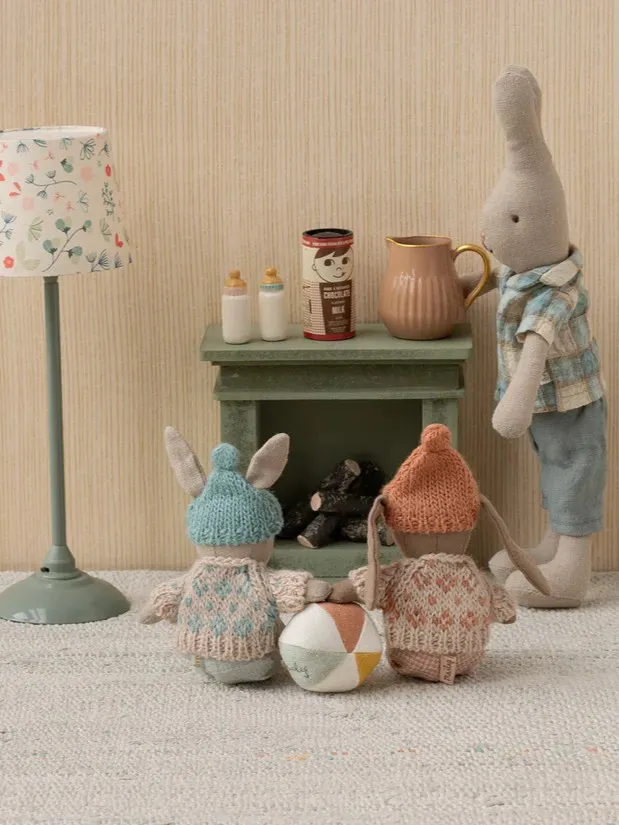 Maileg - drewniany kominek dla myszek Maileg - drewniany kominek dla myszek