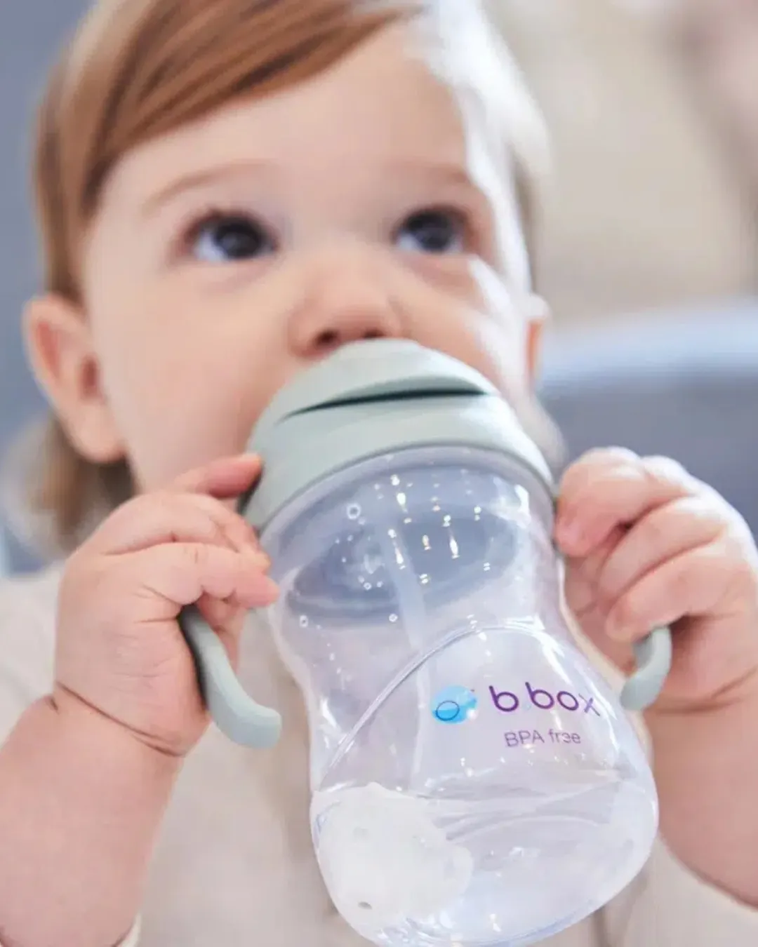 B.box - bidon dla dzieci - kubek niekapek ze słomką 240 ml szałwiowy B.box - bidon dla dzieci - kubek niekapek ze słomką 240 ml szałwiowy