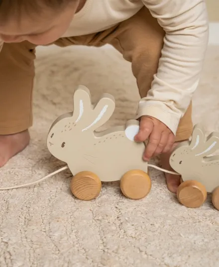 Little Dutch - drewniane króliczki do ciągnięcia Little Farm 