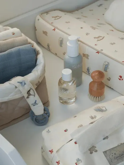 Cam Cam Copenhagen - zawieszka do smoczka dla niemowląt GOTS Vintage Toys