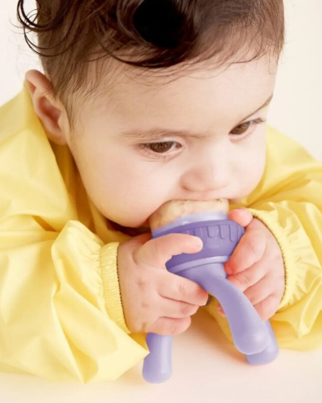 B.box - gryzak silikonowy do podawania pokarmu Piwonia B.box - gryzak silikonowy do podawania pokarmu Piwonia