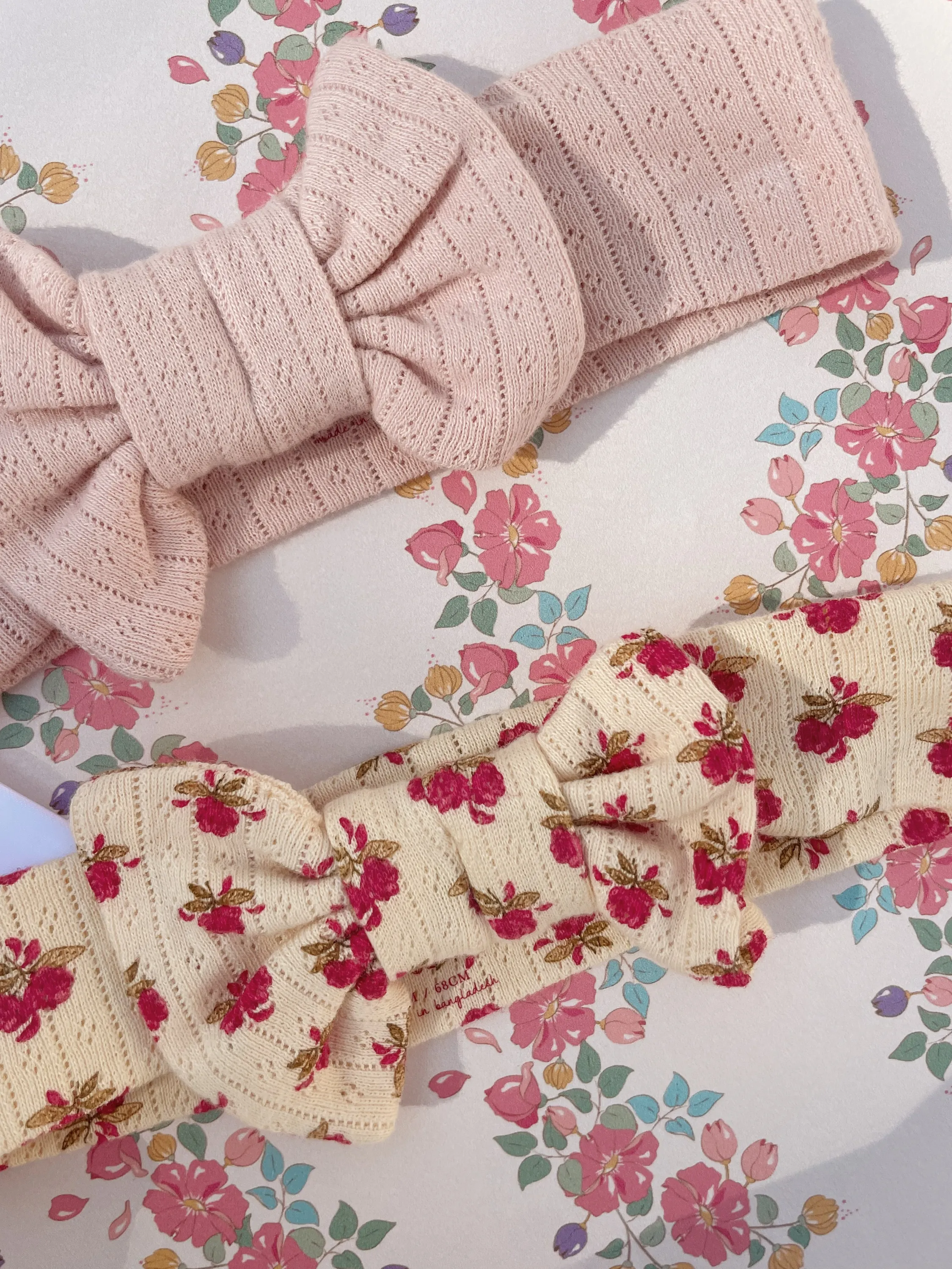 Konges Sløjd - bawełniana opaska niemowlęca Minnie New Bambi Bonnet Go Cameo Rose