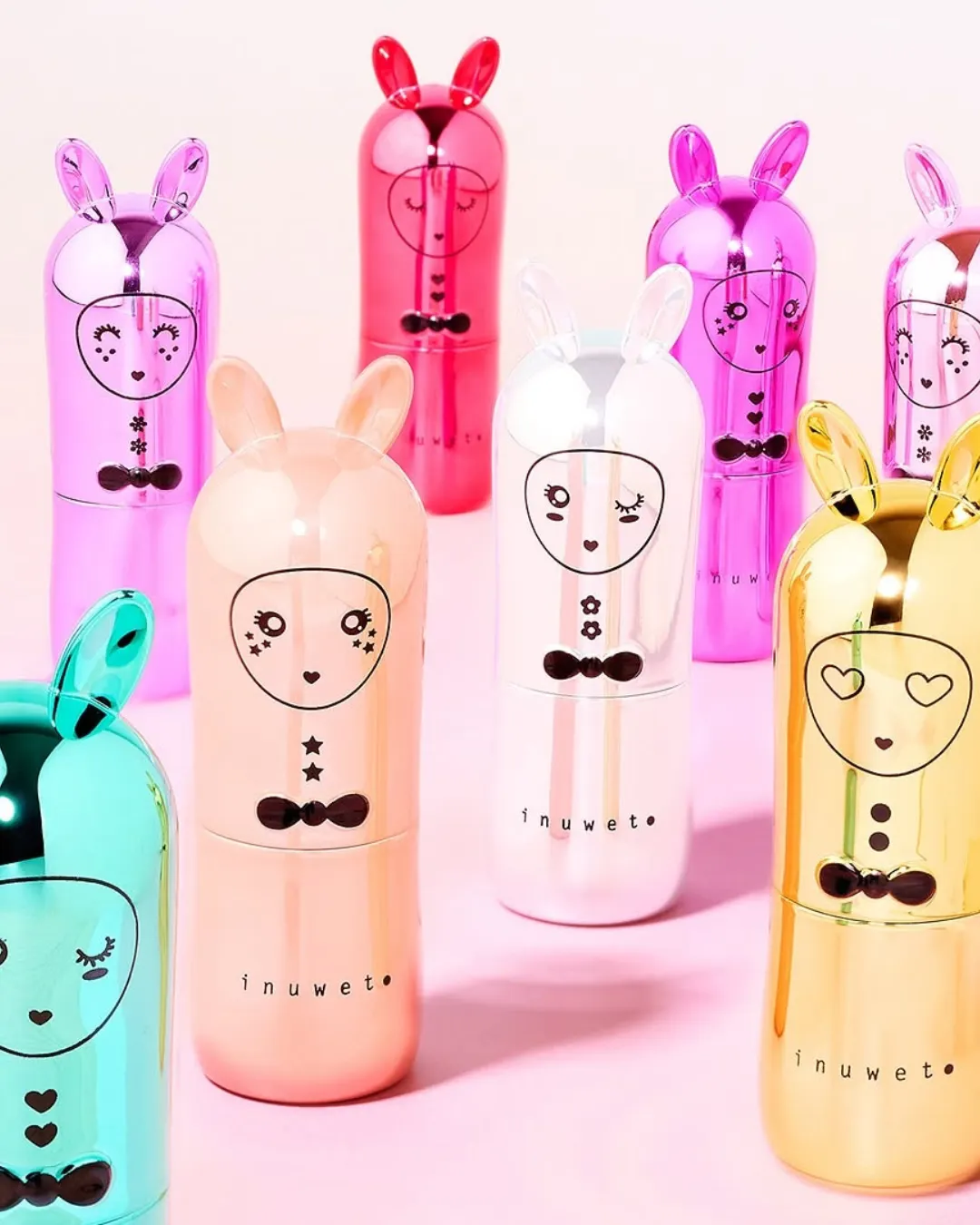 Inuwet – smakowy balsam do ust dla dzieci Metallic Edition Cynamon