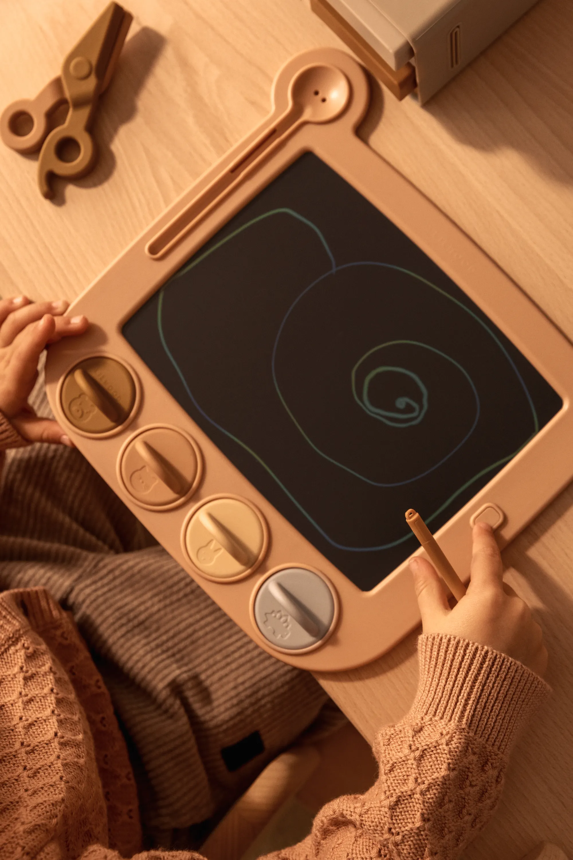 Liewood - tablica do rysowania Venzora Magic Drawing Board