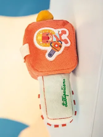 Lilliputiens - grzechotka piła Lew Jack 3m+ Lilliputiens - grzechotka piła Lew Jack 3m+