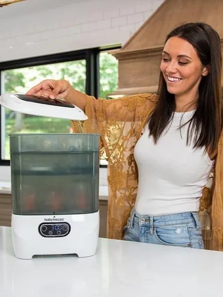 Baby Brezza - sterylizator i suszarka do butelek Baby Brezza Sterilizer Dryer Advanced Baby Brezza - sterylizator i suszarka do butelek Baby Brezza Sterilizer Dryer Advanced