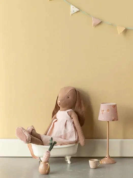 Maileg - miniaturowa lampa podłogowa Ciemny Pudrowy