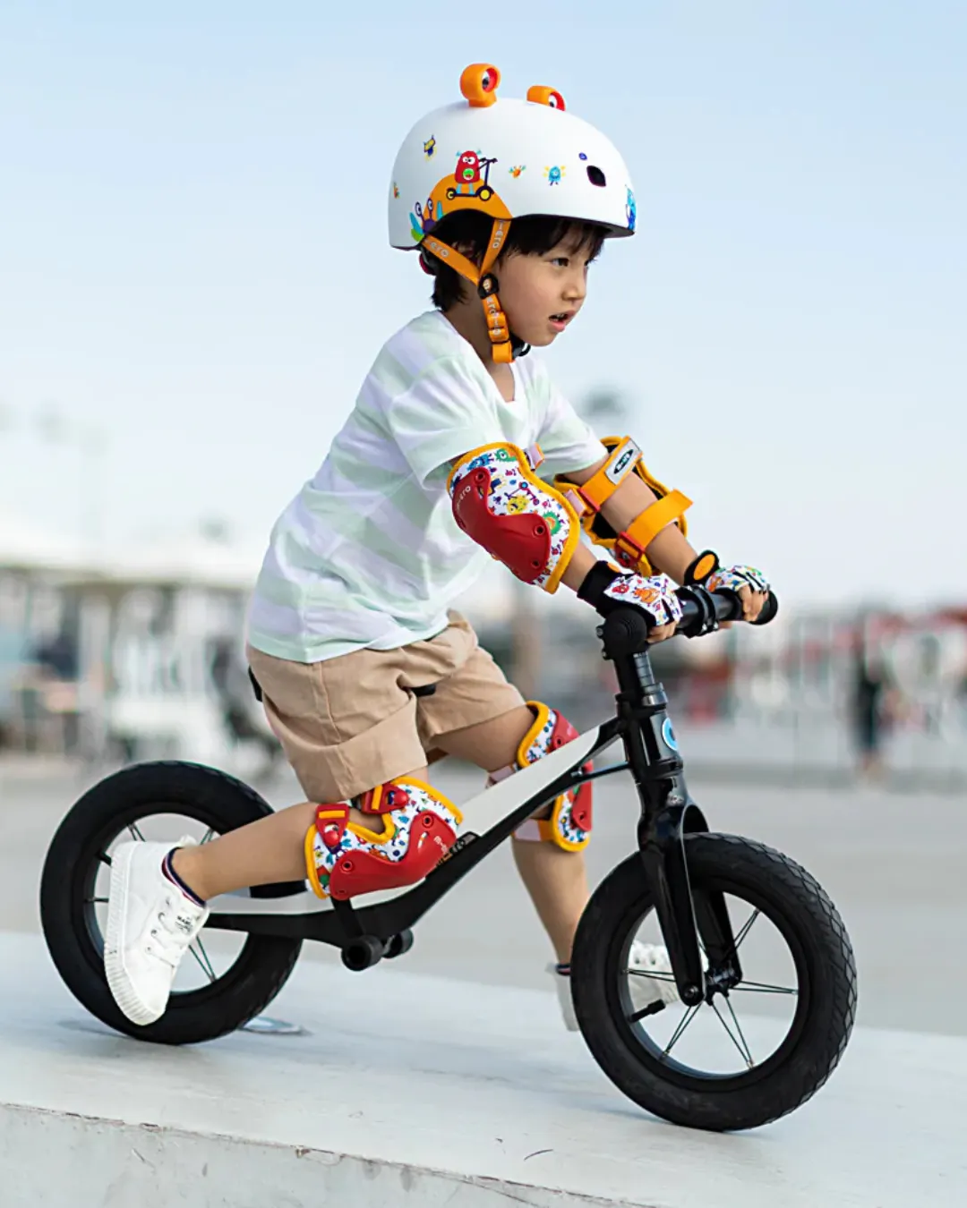 Micro - ochraniacze dziecięce na kolana i łokcie S Monster