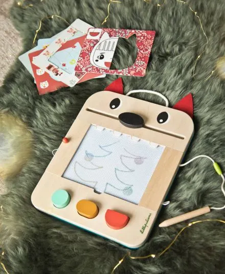 Lilliputiens - drewniana tablica do rysowania znikopis Wilk Louis 18 m+ Lilliputiens - drewniana tablica do rysowania znikopis Wilk Louis 18 m+