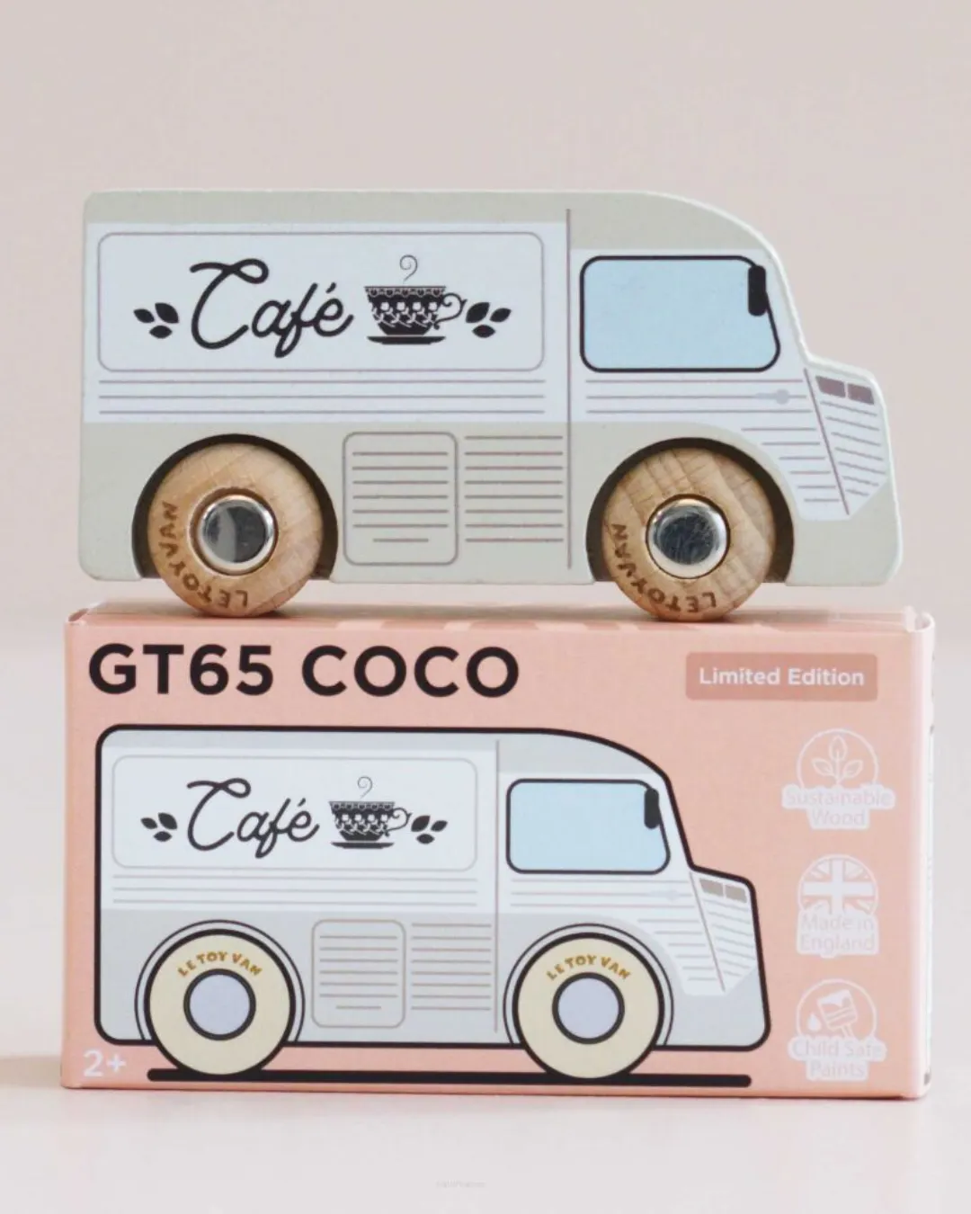 Le Toy Van - Drewniany samochodzik GT65 Coco Le Toy Van - Drewniany samochodzik GT65 Coco