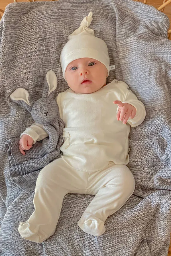 Bamboom - bambusowy pajacyk niemowlęcy ze stópkami Pure kremowy