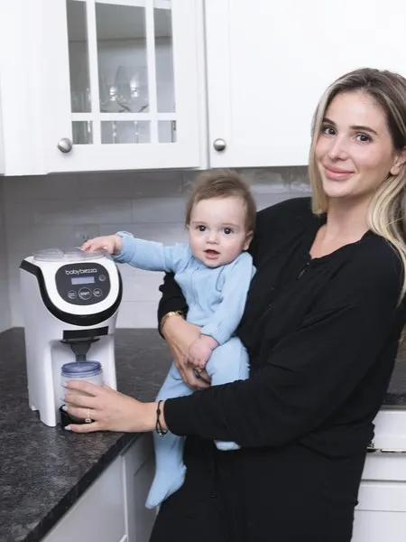 Baby Brezza - kompaktowy ekspres do mleka Baby Brezza Formula Pro Mini Baby Brezza - kompaktowy ekspres do mleka Baby Brezza Formula Pro Mini