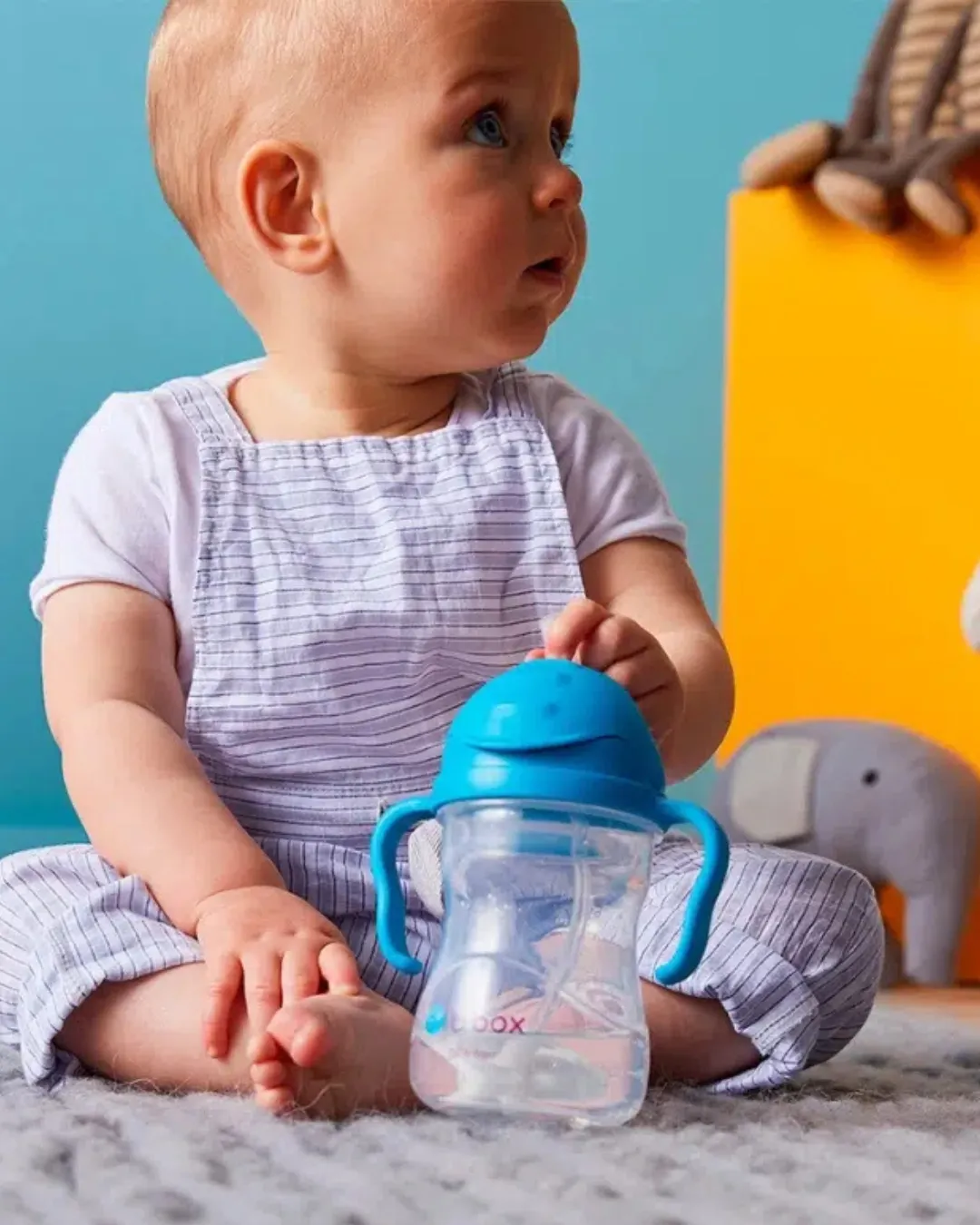 B.box - bidon dla dzieci - kubek niekapek ze słomką 240 ml kobaltowy B.box - bidon dla dzieci - kubek niekapek ze słomką 240 ml kobaltowy