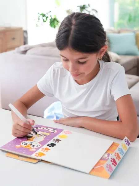 Tiger Tribe - przenośne kolorowanki wodne Tęczowe Niebo Tiger Tribe - przenośne kolorowanki wodne Tęczowe Niebo