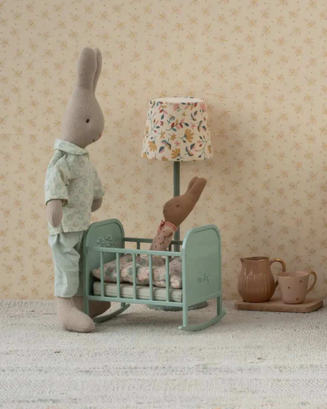 Maileg - miniaturowa kołyska dla Myszek - Moja - miętowa niebieska Maileg - miniaturowa kołyska dla Myszek - Moja - miętowa niebieska