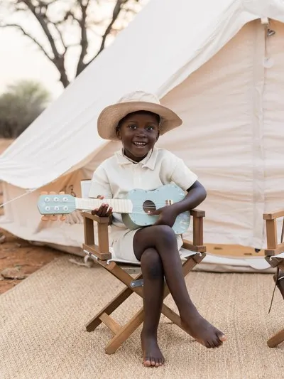 Little Dutch - drewniana gitara Safari Friends FSC zielona