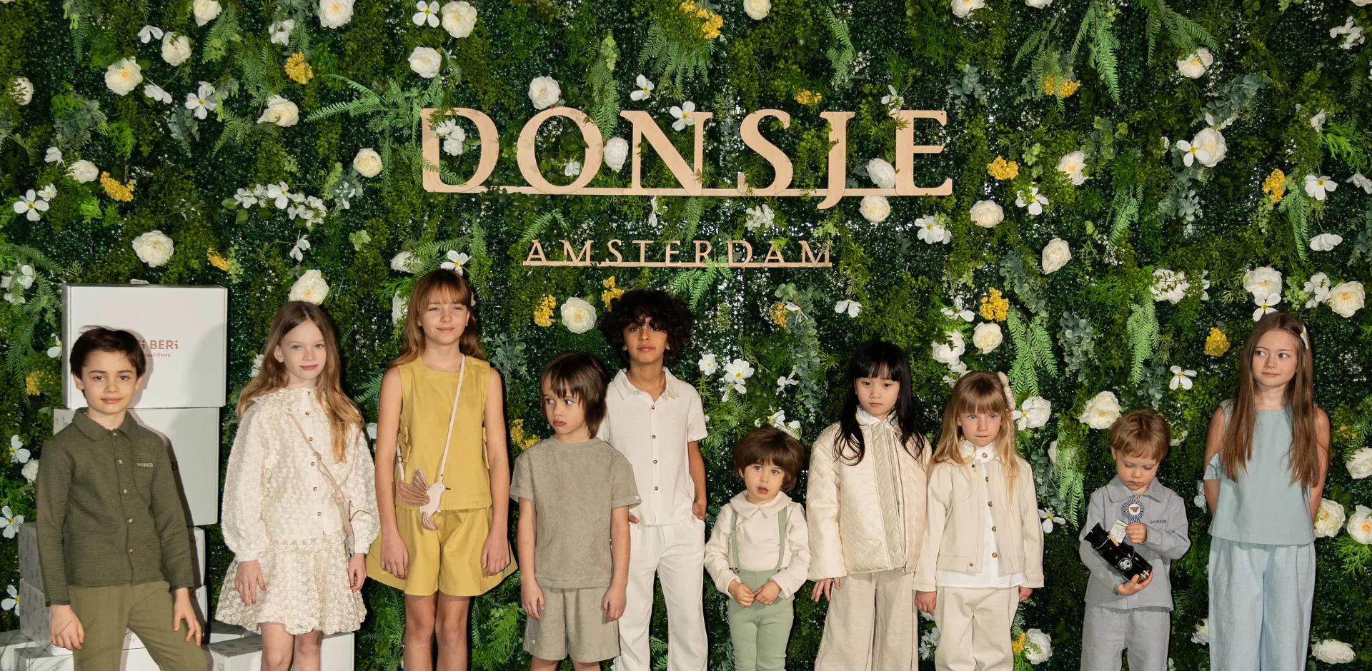 Wiosna w Fabryce Norblina – pokaz kolekcji Donsje Pre-Spring w SOFi BERi