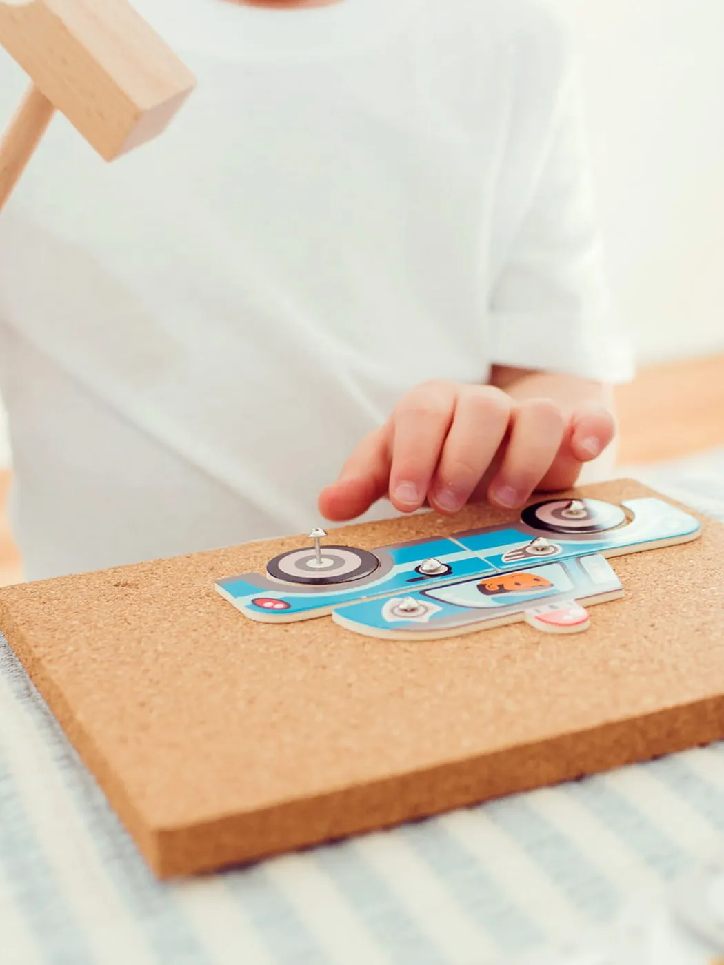 Djeco - przybijanka dla dzieci Pojazdy Djeco - przybijanka dla dzieci Pojazdy