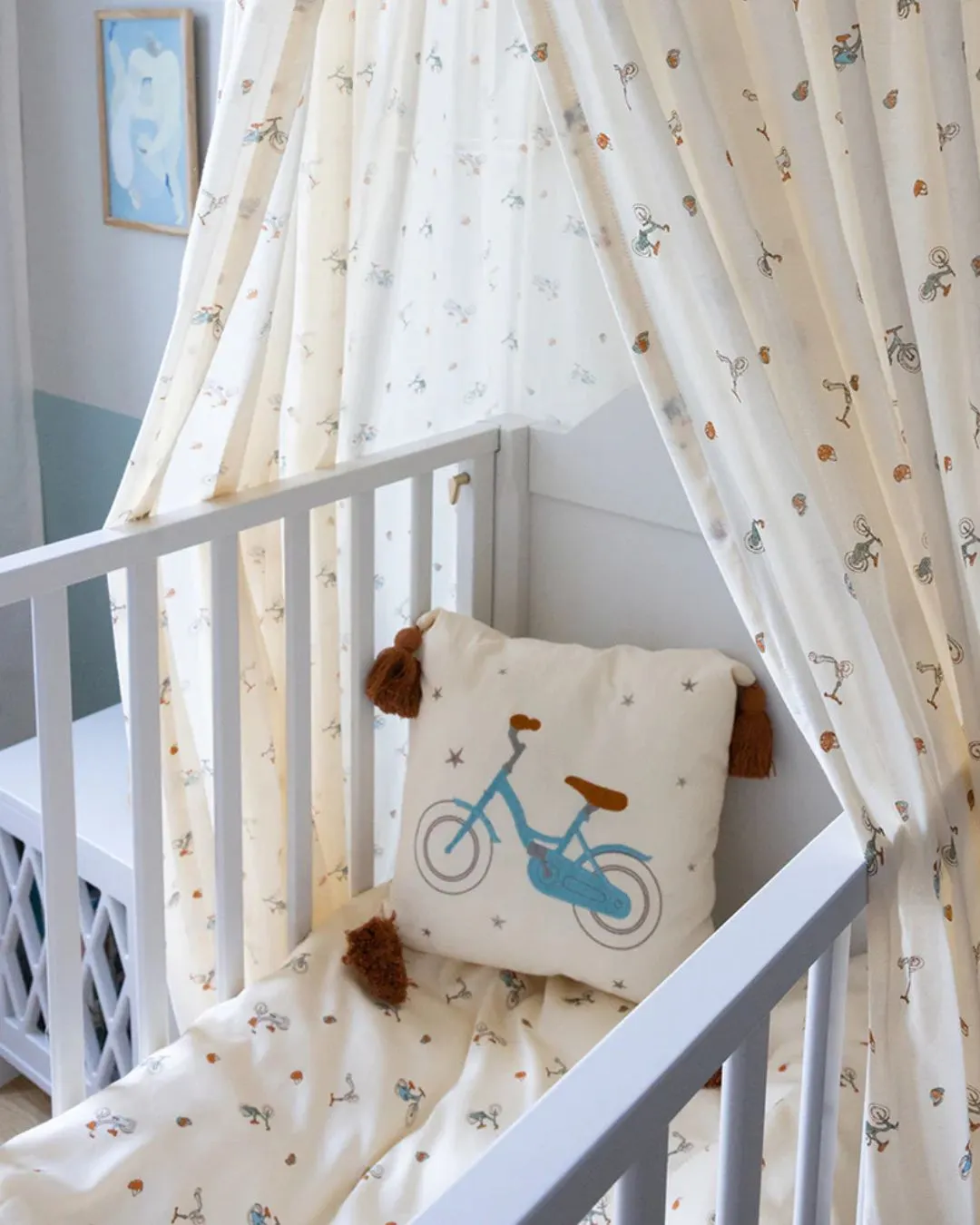 Cam Cam Copenhagen - poduszka haftowana z frędzlami OCS Bicycle Cam Cam Copenhagen - poduszka haftowana z frędzlami OCS Bicycle