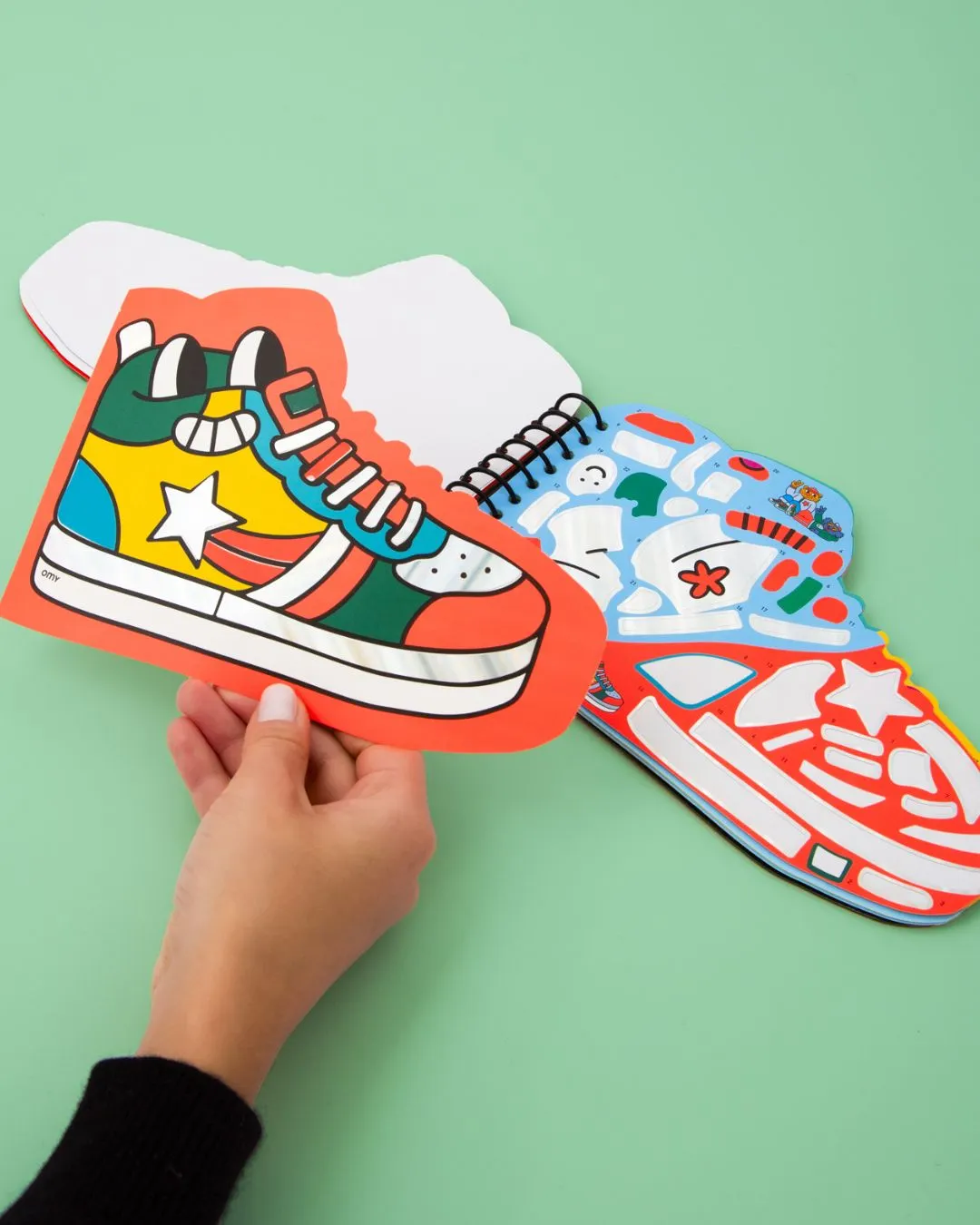 Omy - zeszyt kreatywny z naklejkami Street