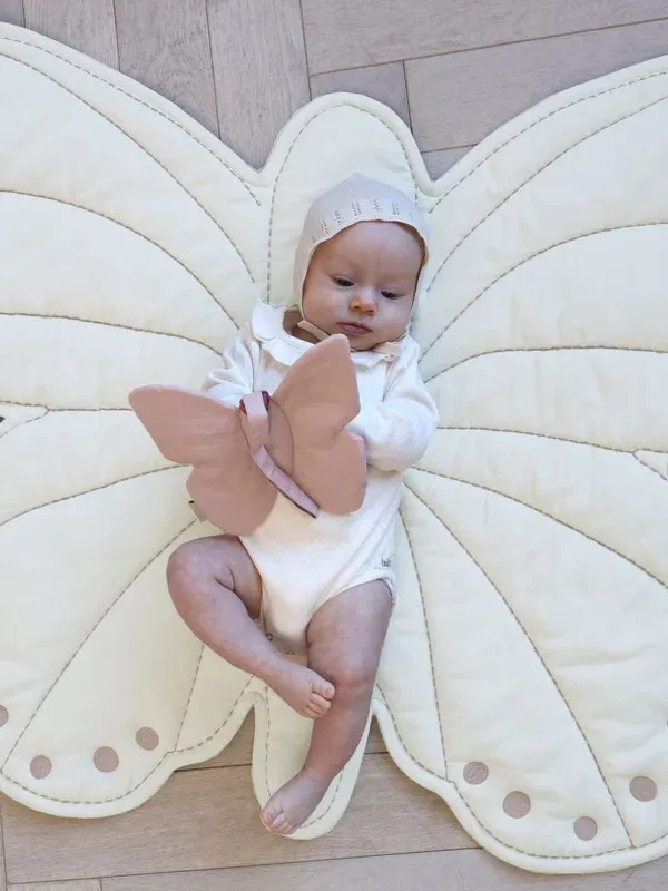 Cam Cam Copenhagen - mata do zabawy Butterfly Cam Cam Copenhagen - mata do zabawy Butterfly