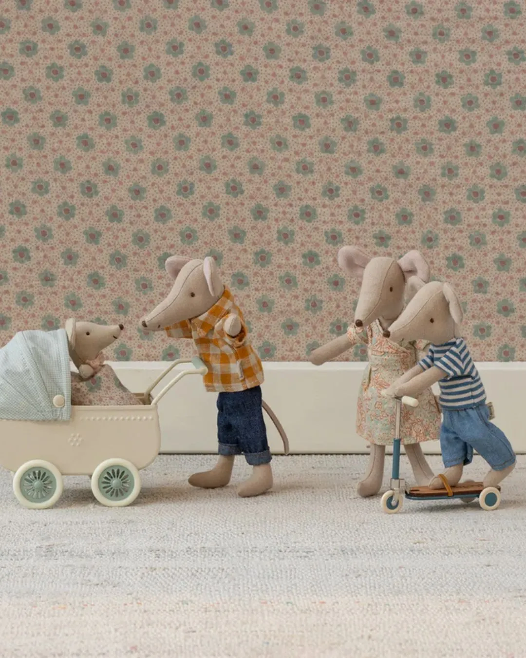 Maileg - hulajnoga dla Myszki niebieska Maileg - hulajnoga dla Myszki niebieska