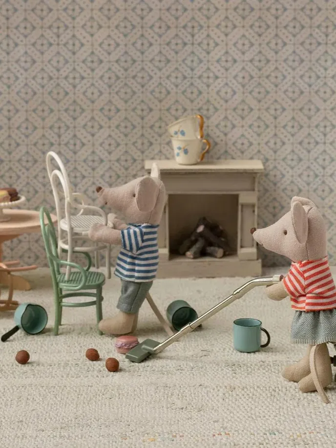 Maileg - zestaw do gotowania dla myszek Madam Blue’s favorites Maileg - zestaw do gotowania dla myszek Madam Blue’s favorites