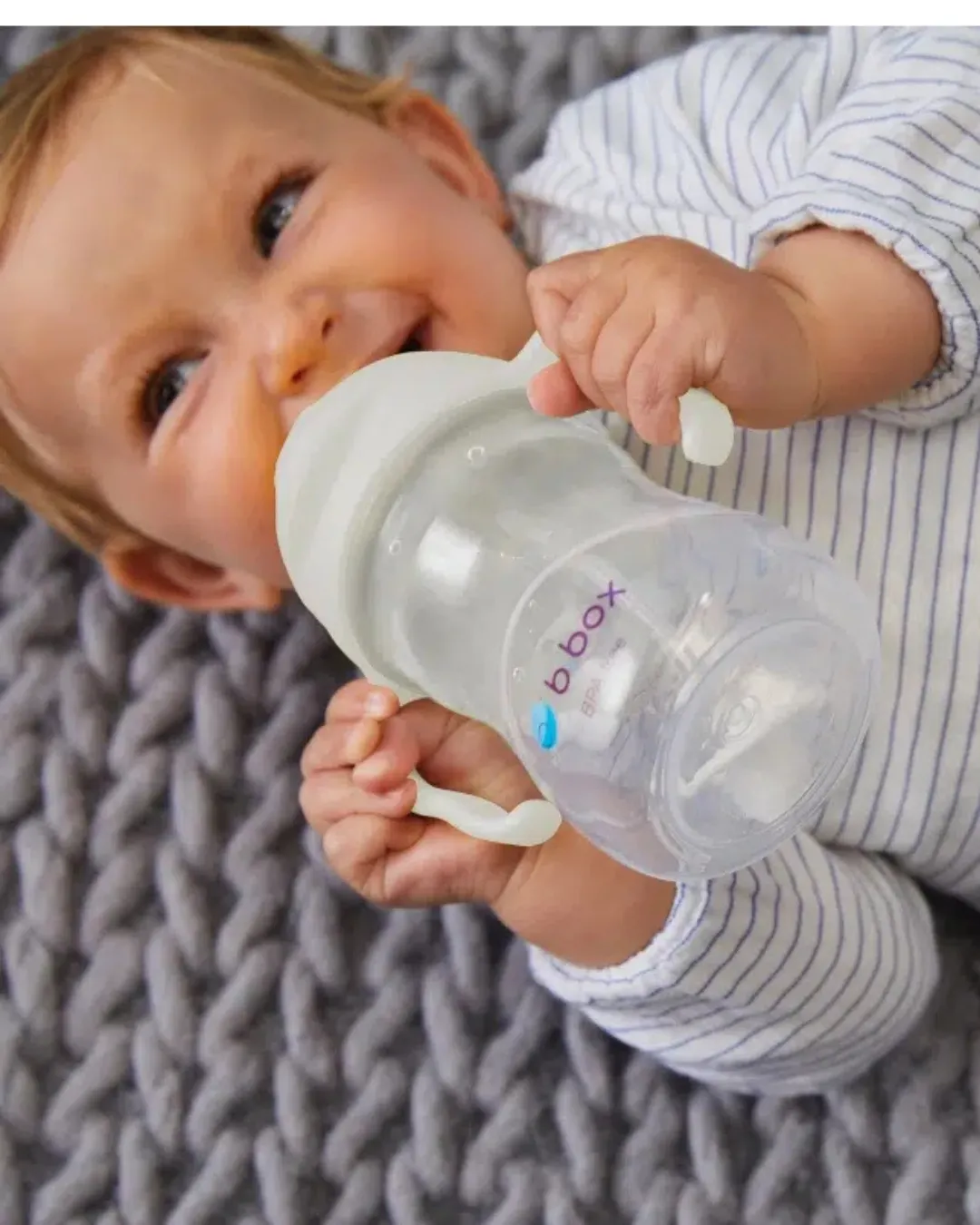 B.box - bidon dla dzieci - kubek niekapek ze słomką 240 ml Glow in the dark