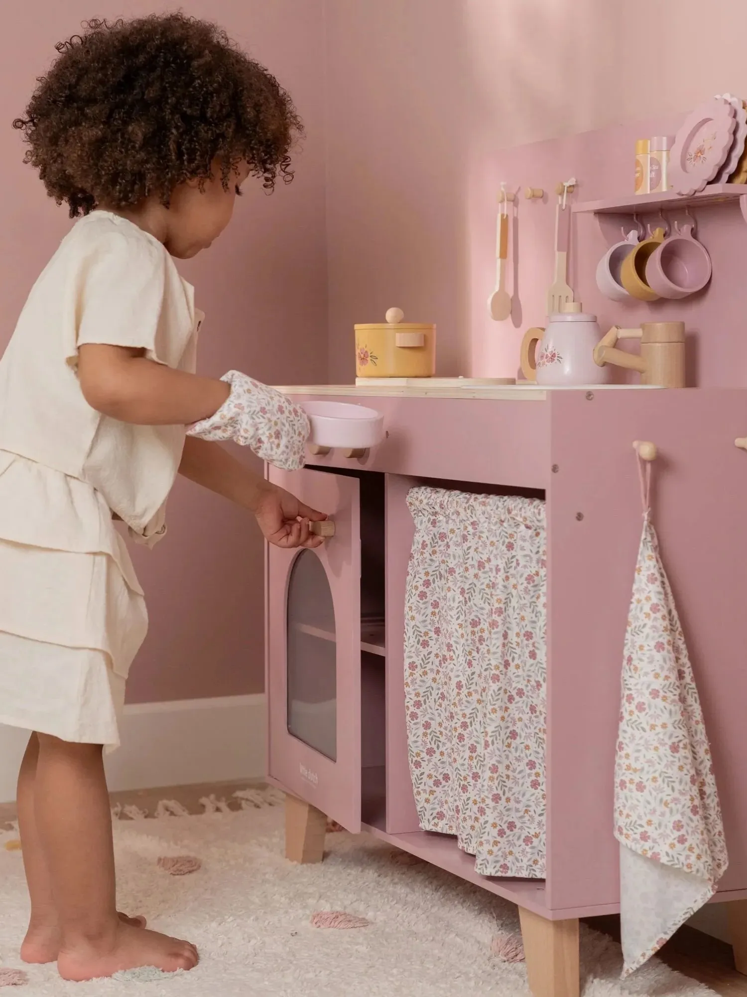 Little Dutch - drewniana kuchnia różowa FSC Little Dutch - drewniana kuchnia różowa FSC