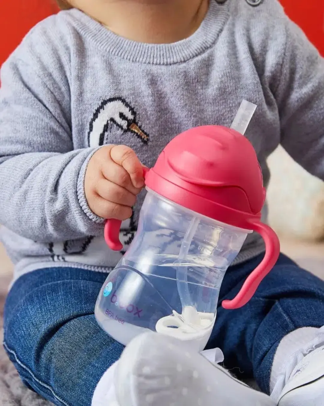 B.box - bidon dla dzieci - kubek niekapek ze słomką 240 ml malinowy B.box - bidon dla dzieci - kubek niekapek ze słomką 240 ml malinowy