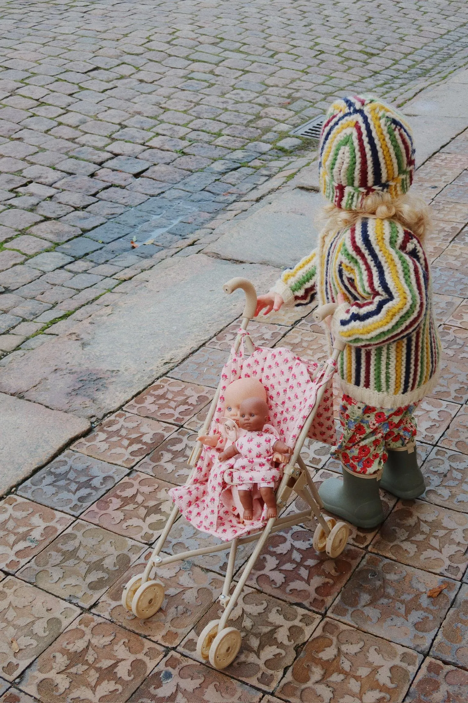 Konges Sløjd - wózek dla lalek parasolka Doll Stroller Rosie Rose