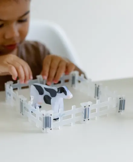 MAGNA-TILES - klocki magnetyczne dla dzieci 3+ Farm Animals 25 elementów MAGNA-TILES - klocki magnetyczne dla dzieci 3+ Farm Animals 25 elementów