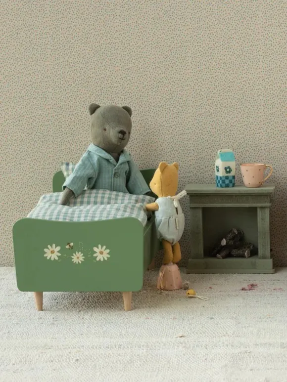 Maileg - drewniane łóżeczko Teddy Dad Dusty Green