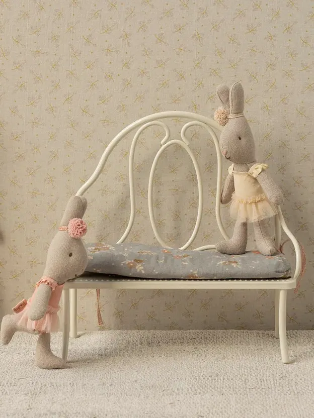 Maileg - ławka vintage Miniatura Off-white