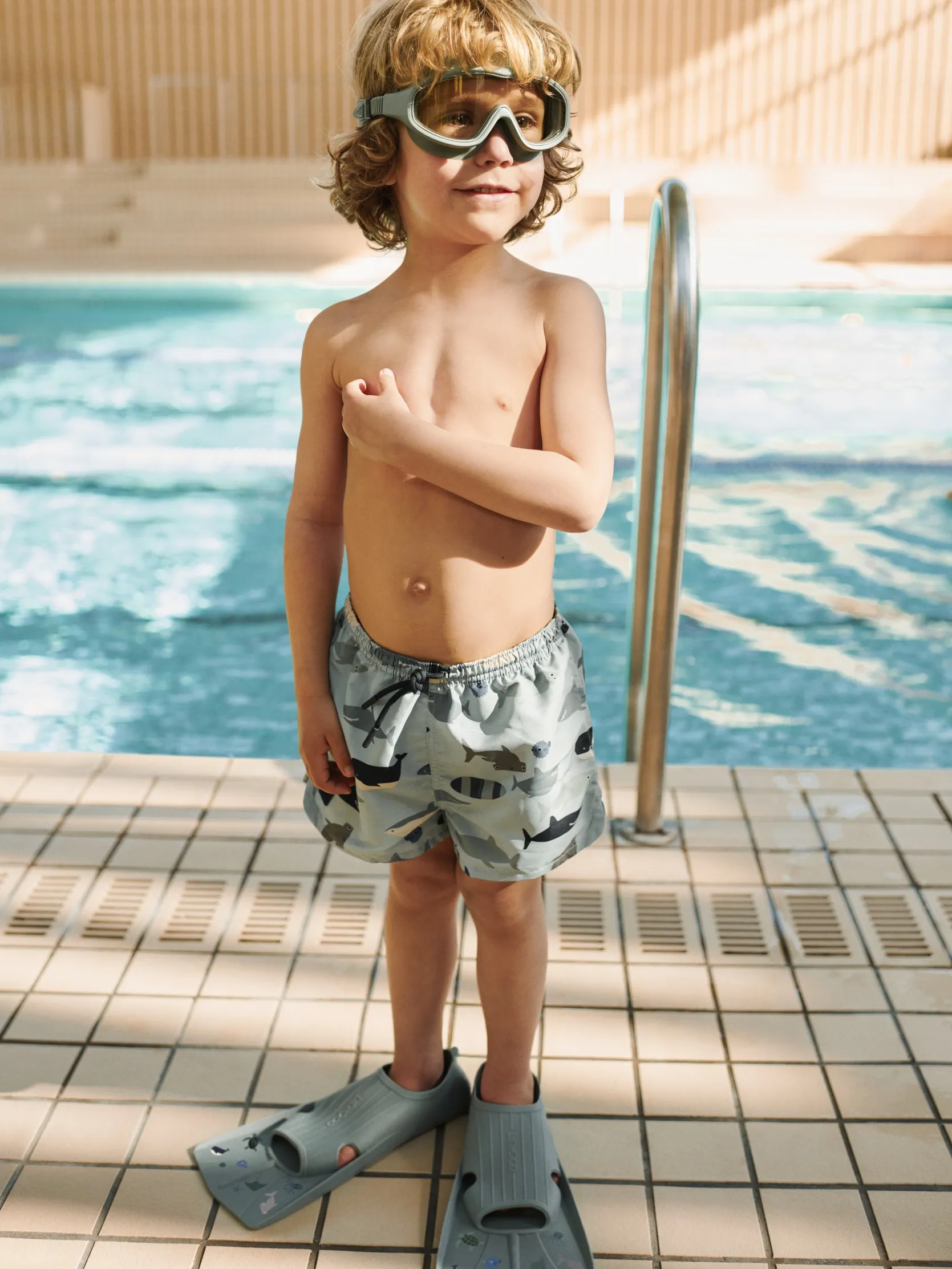 Liewood - klasyczne płetwy pływackie Gustav Printed Sea / Peppermint