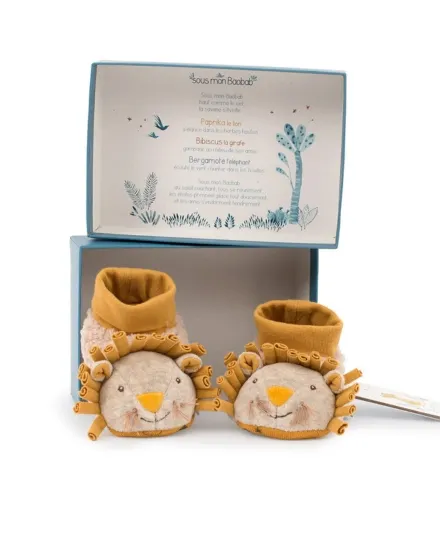 Moulin Roty - buciki kapcie dla niemowląt lew Moulin Roty - buciki kapcie dla niemowląt lew