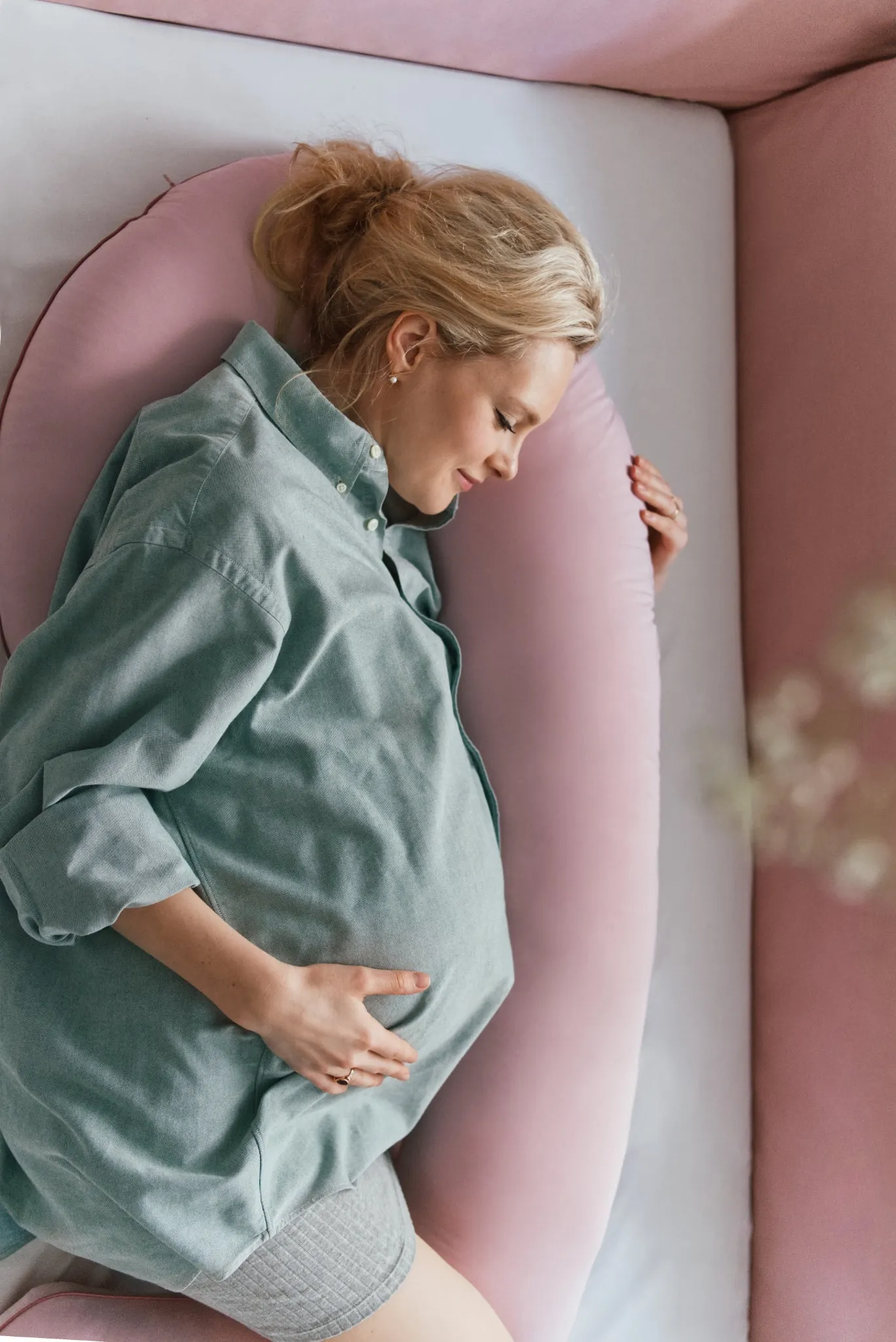 Poofi - poduszka ciążowa Organic Piwonia