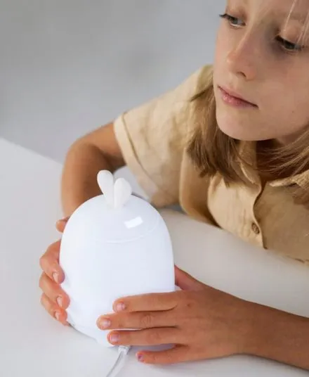 Rabbit & Friends - królik dyfuzor do olejków lampka Biała Rabbit & Friends - królik dyfuzor do olejków lampka Biała