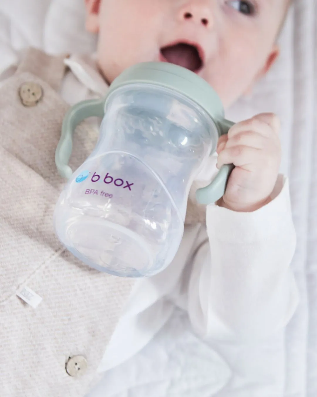 B.box - kubek niekapek z miękkim ustnikiem Sage B.box - kubek niekapek z miękkim ustnikiem Sage