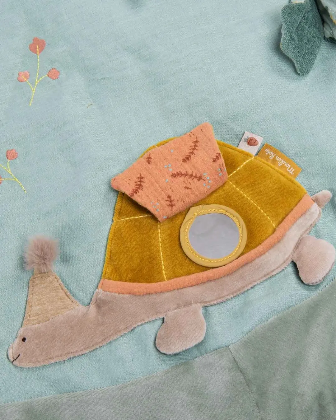 Moulin Roty - mata aktywizująca Trzy Małe Króliki Moulin Roty - mata aktywizująca Trzy Małe Króliki