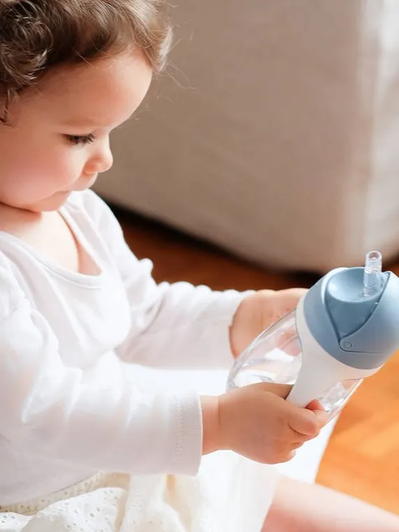 Beaba - bidon niekapek ze słomką tritanowy 300 ml Windy Blue Beaba - bidon niekapek ze słomką tritanowy 300 ml Windy Blue